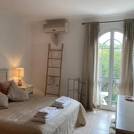 Anna's Place-tavira Garden-one Bedroom Tavira